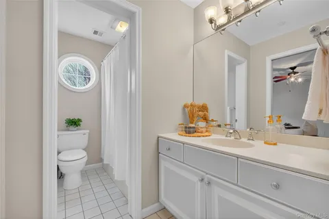 $599,900 | 646 East Main Street, Jefferson Valley, NY 10535