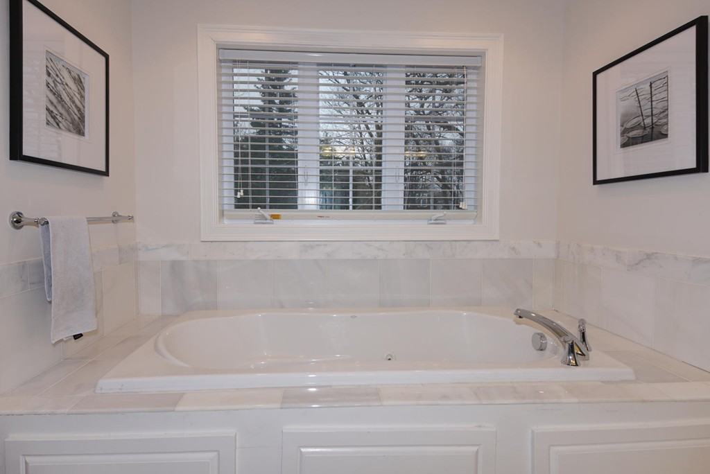 27 Turner Road Wellesley, MA 02482 - Photo 16 of 26