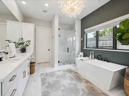 $1,275,000 | 8553 Montridge Drive, Houston, TX 77055