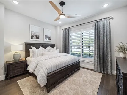 $1,275,000 | 8553 Montridge Drive, Houston, TX 77055