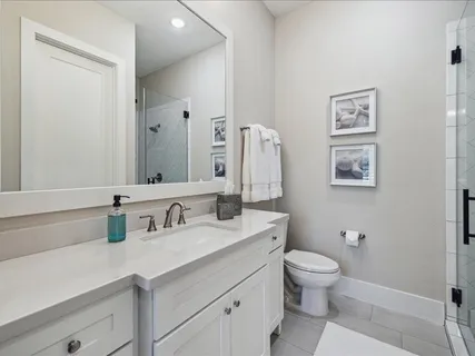 $1,275,000 | 8553 Montridge Drive, Houston, TX 77055