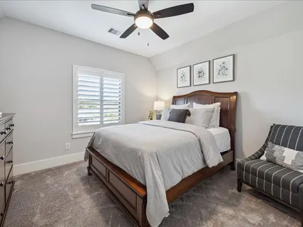 $1,275,000 | 8553 Montridge Drive, Houston, TX 77055