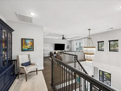 $1,275,000 | 8553 Montridge Drive, Houston, TX 77055