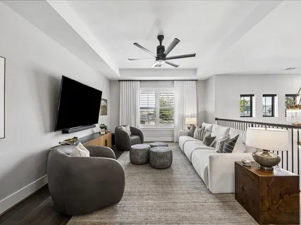 $1,275,000 | 8553 Montridge Drive, Houston, TX 77055