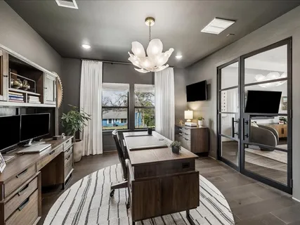 $1,275,000 | 8553 Montridge Drive, Houston, TX 77055