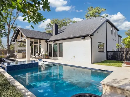 $1,275,000 | 8553 Montridge Drive, Houston, TX 77055