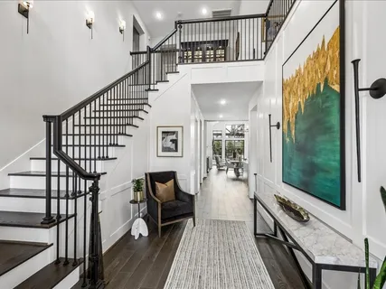 $1,275,000 | 8553 Montridge Drive, Houston, TX 77055