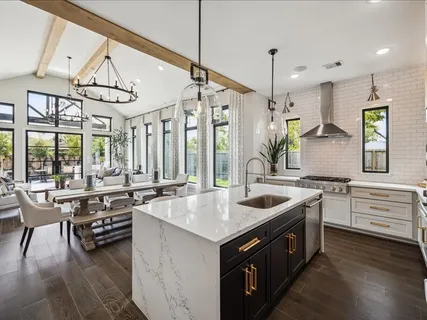 $1,275,000 | 8553 Montridge Drive, Houston, TX 77055