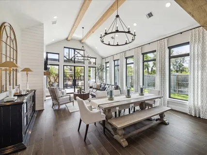 $1,275,000 | 8553 Montridge Drive, Houston, TX 77055