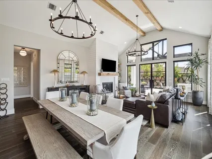 $1,275,000 | 8553 Montridge Drive, Houston, TX 77055