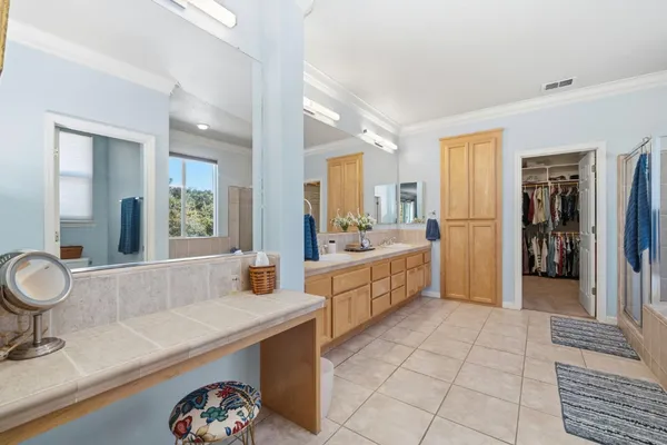 $1,099,000 | 319 Stage Stop Court, El Dorado Hills, CA 95762