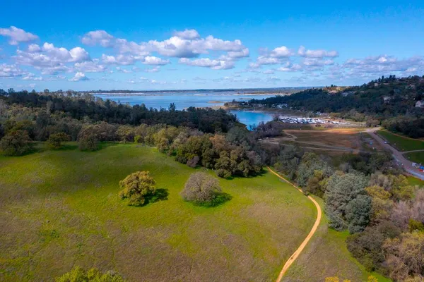 $1,099,000 | 319 Stage Stop Court, El Dorado Hills, CA 95762