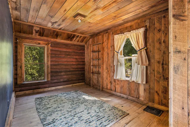 $799,900 | 7340 Thornapple River Drive Southeast, Ada, MI 49301