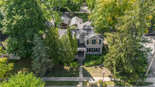 $799,900 | 7340 Thornapple River Drive Southeast, Ada, MI 49301