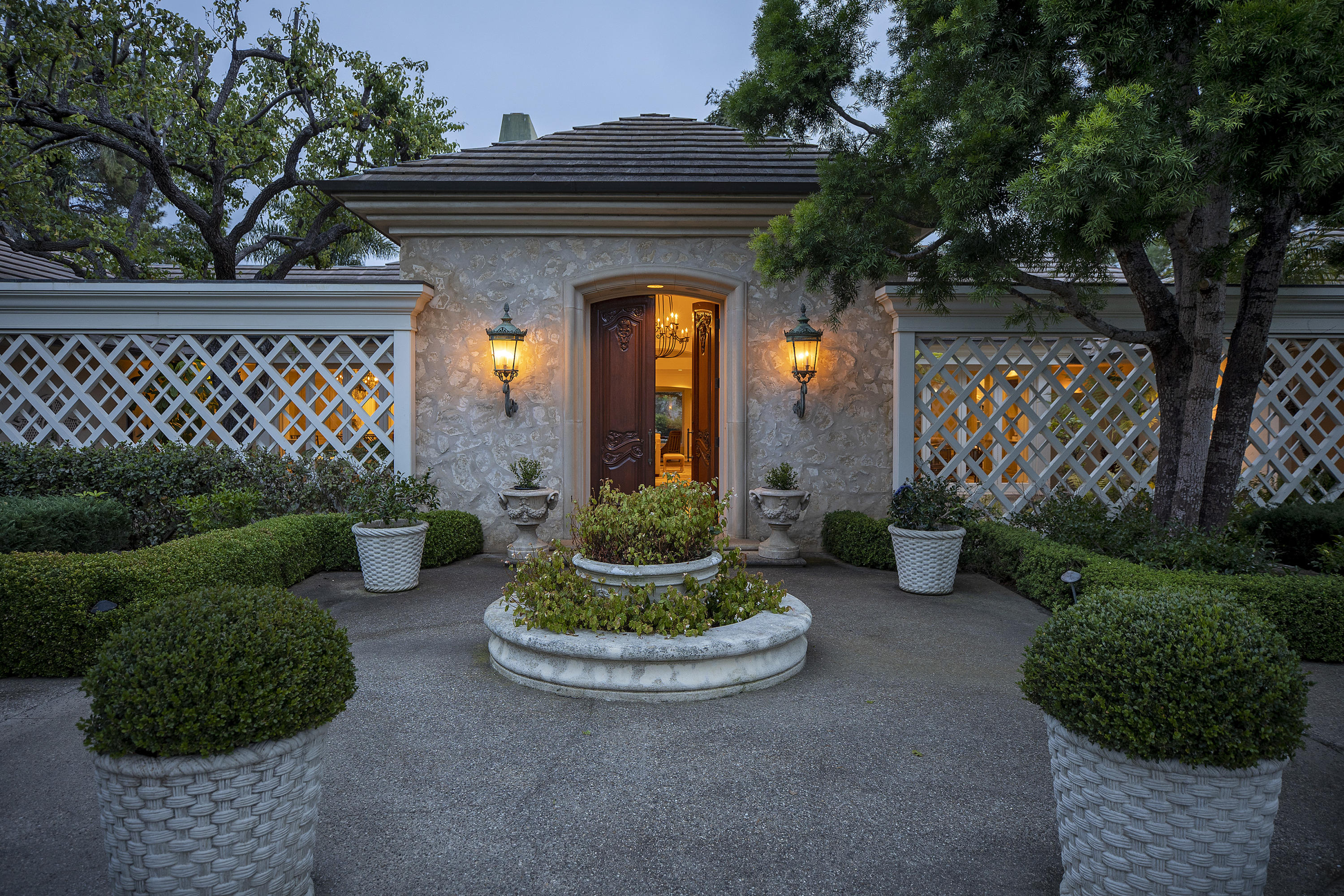 2123 Forge Road Santa Barbara, CA 93108 - Photo 3 of 21 Front Entry