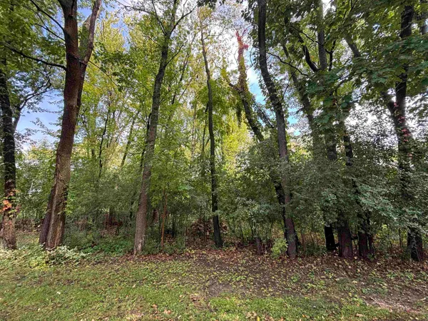 $97,500 | Lot 5 Lakeview, Cambridge, WI 53523