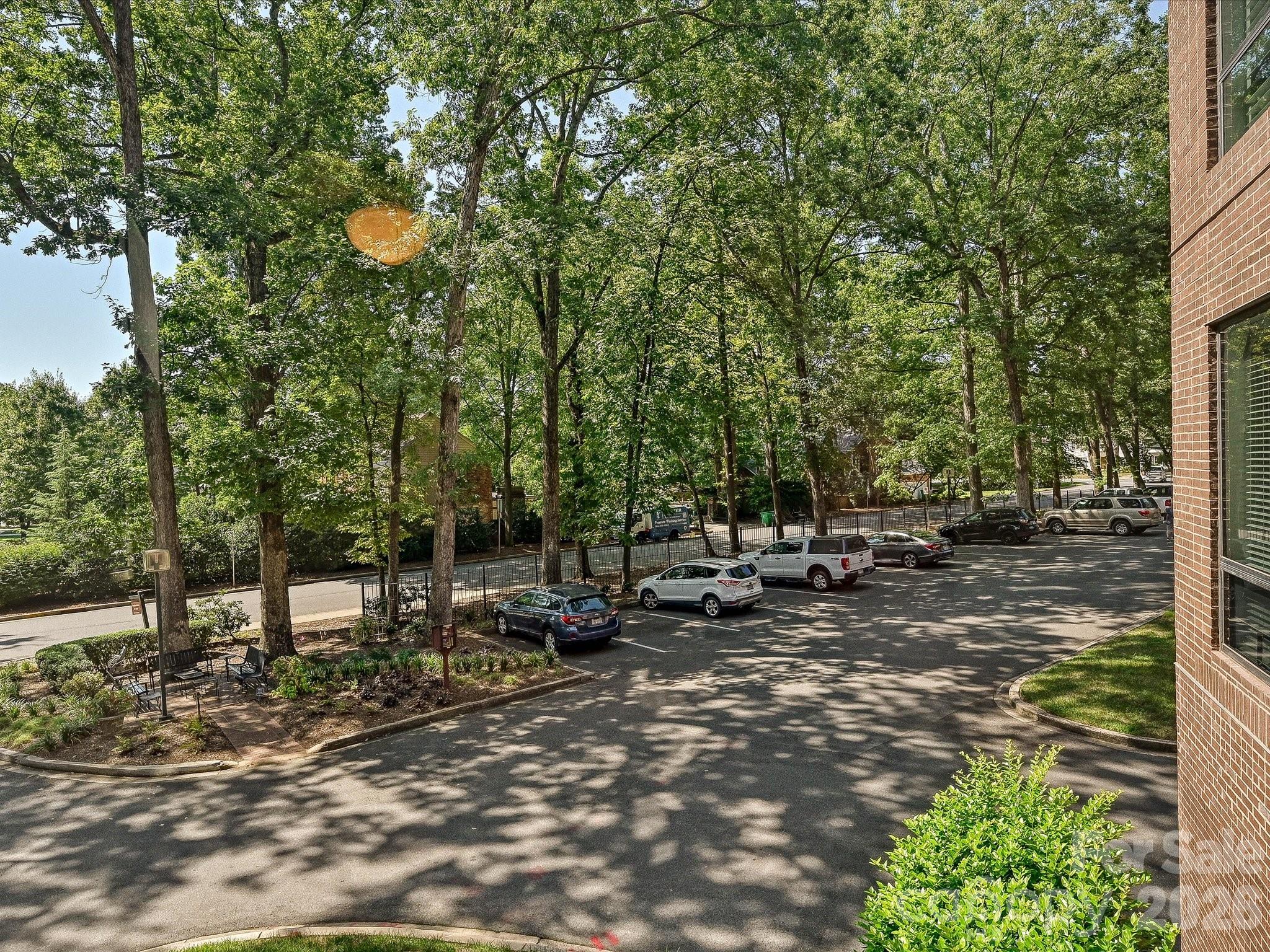 806 Cherokee Road Charlotte, NC 28207 - Photo 18 of 48 Gallery Image 18