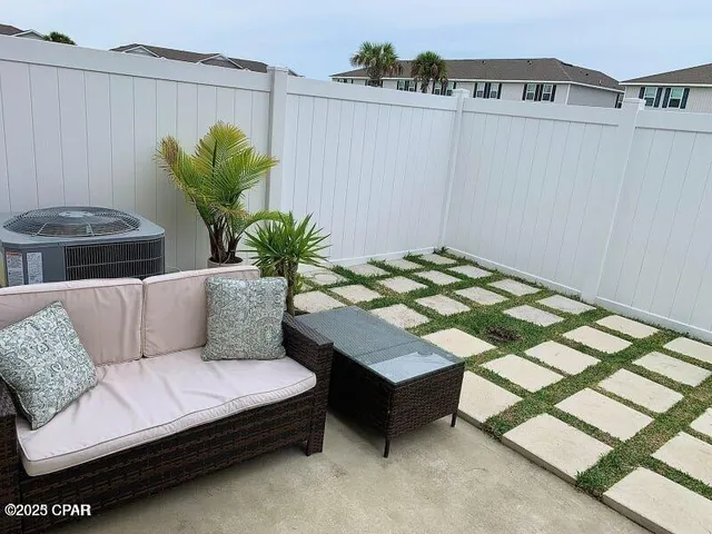 $1,750 | 5765 Callaway Circle, Panama City, FL 32404