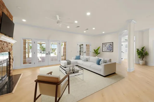 a bathroom with a toilet