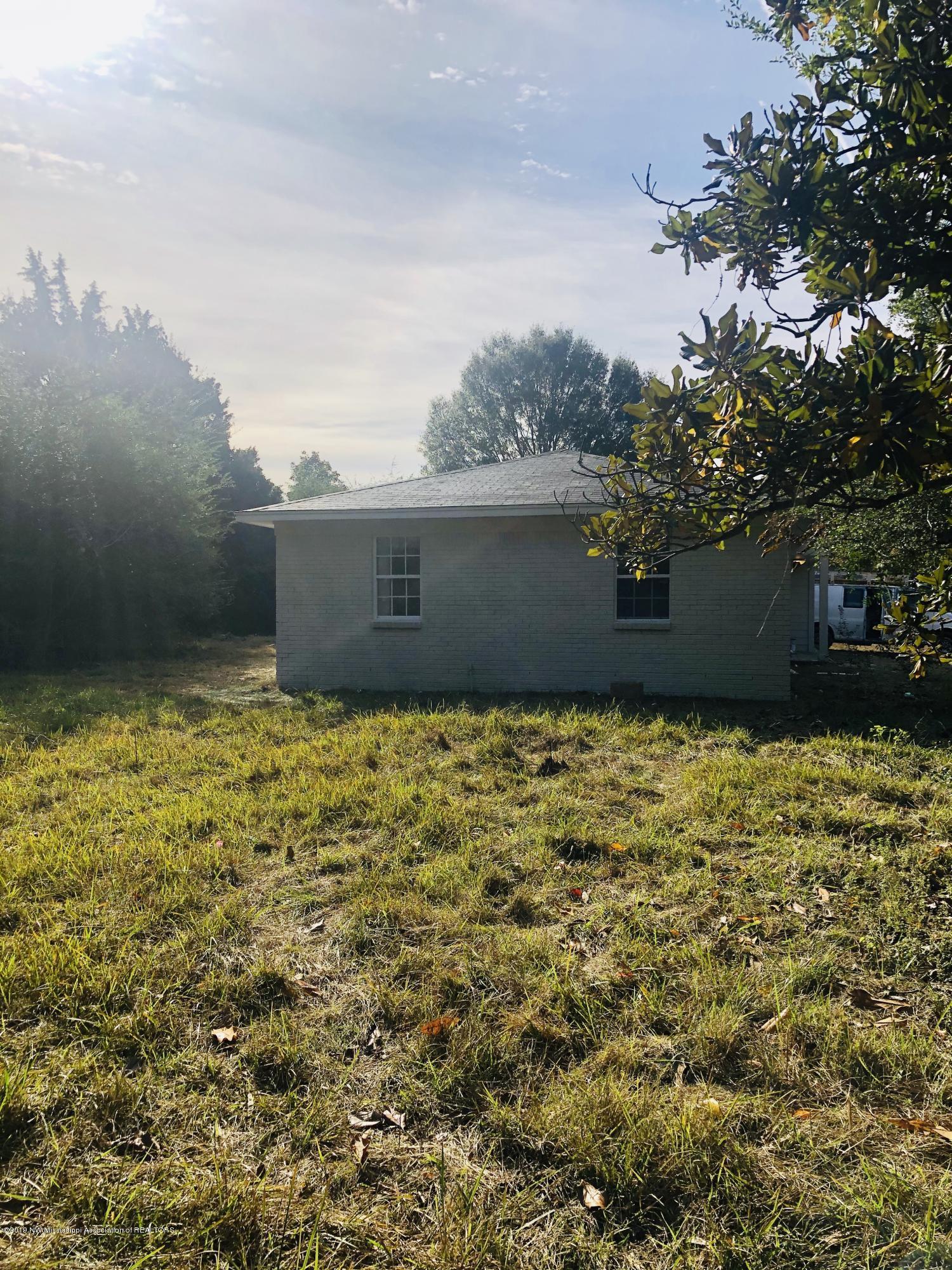 54 Scott Road Coldwater, MS 38618 - Photo 8 of 34 AE4A7EBF-3EC1-4433-B7B6-000DBF8ACB7A