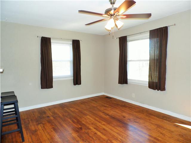 1005 Pierce Road Madison, TN 37115 - Photo 2 of 19