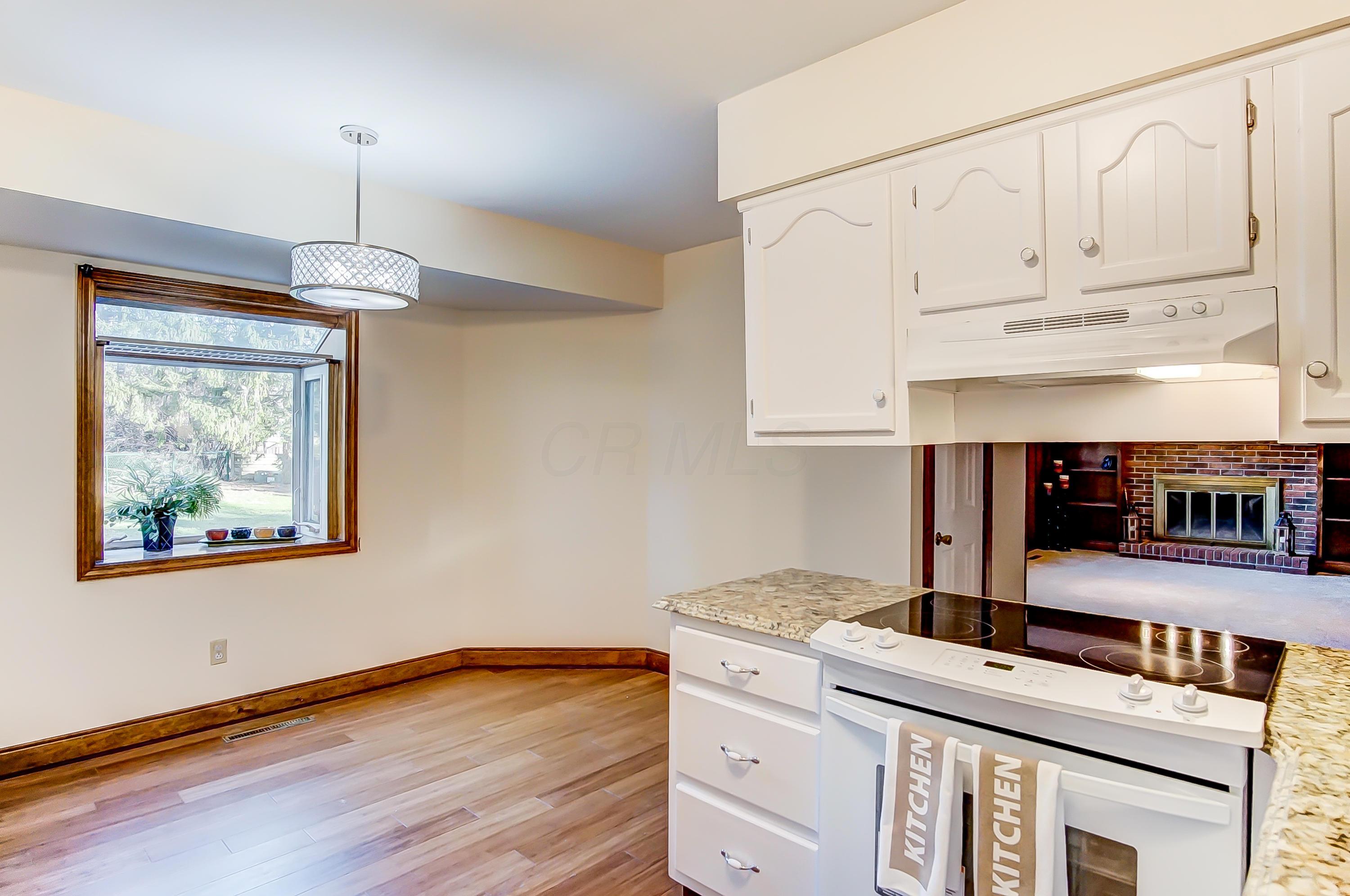 4230 Reed Road Columbus, OH 43220 - Photo 14 of 43
