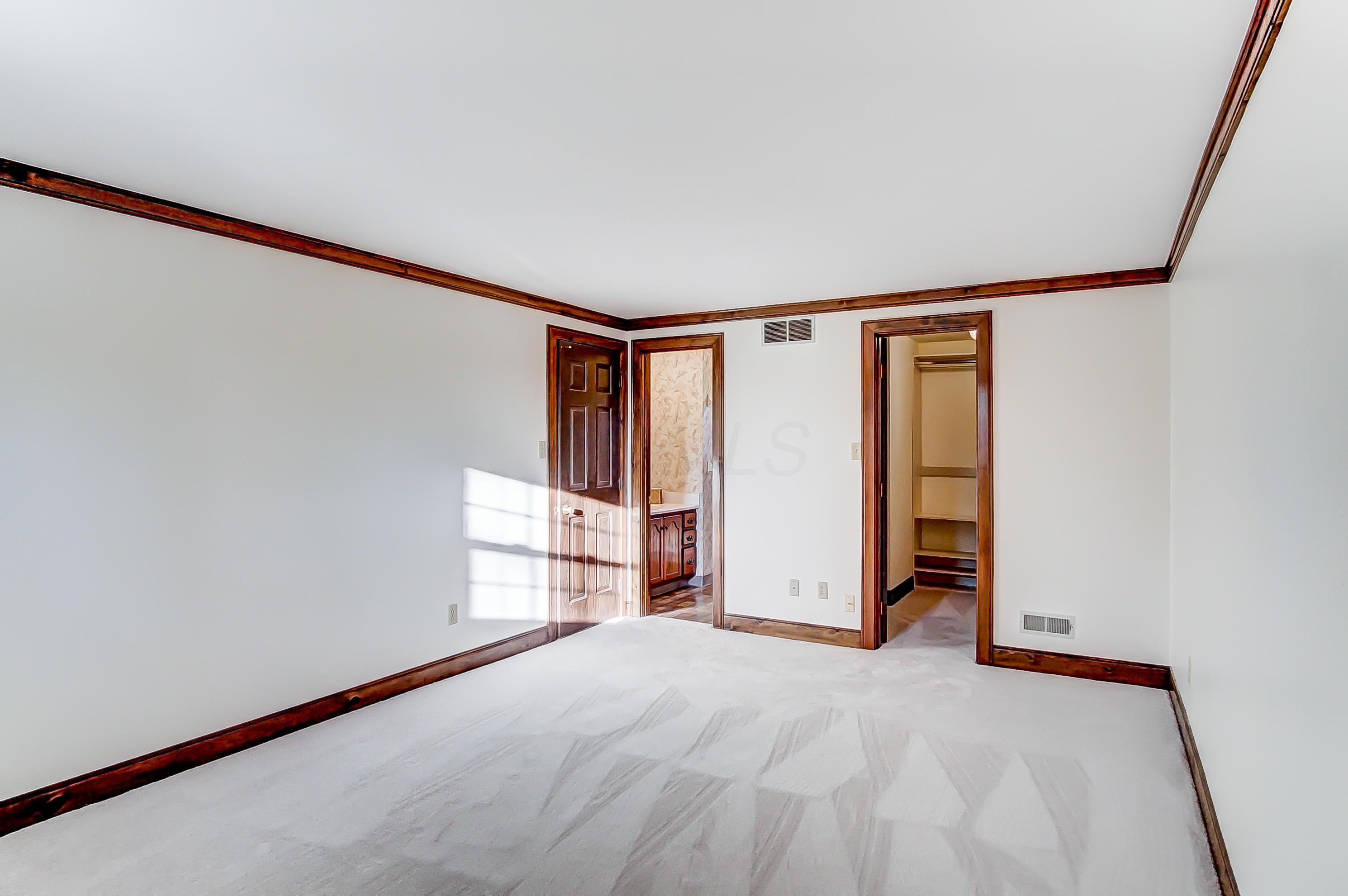 4230 Reed Road Columbus, OH 43220 - Photo 23 of 43