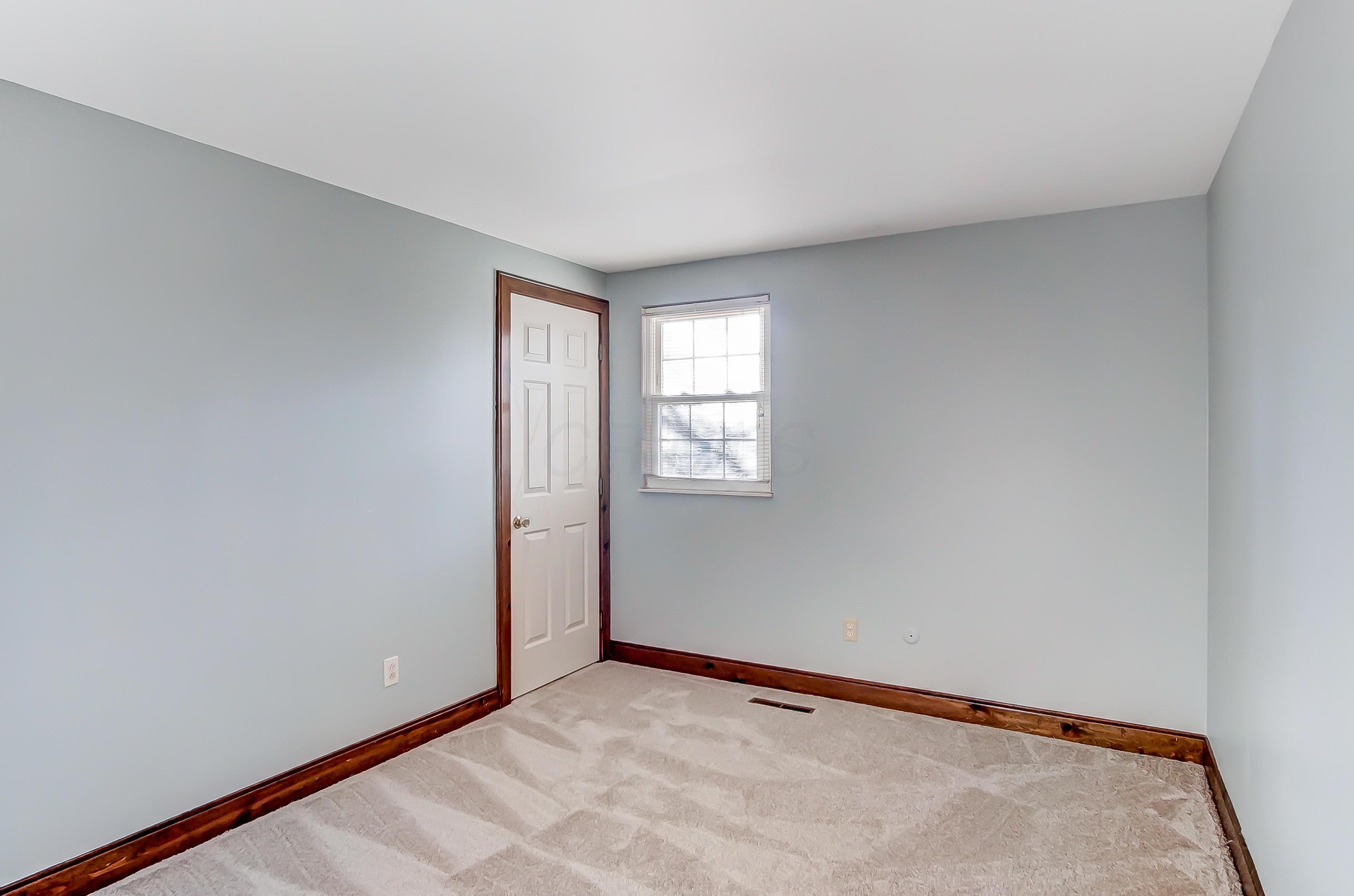 4230 Reed Road Columbus, OH 43220 - Photo 31 of 43