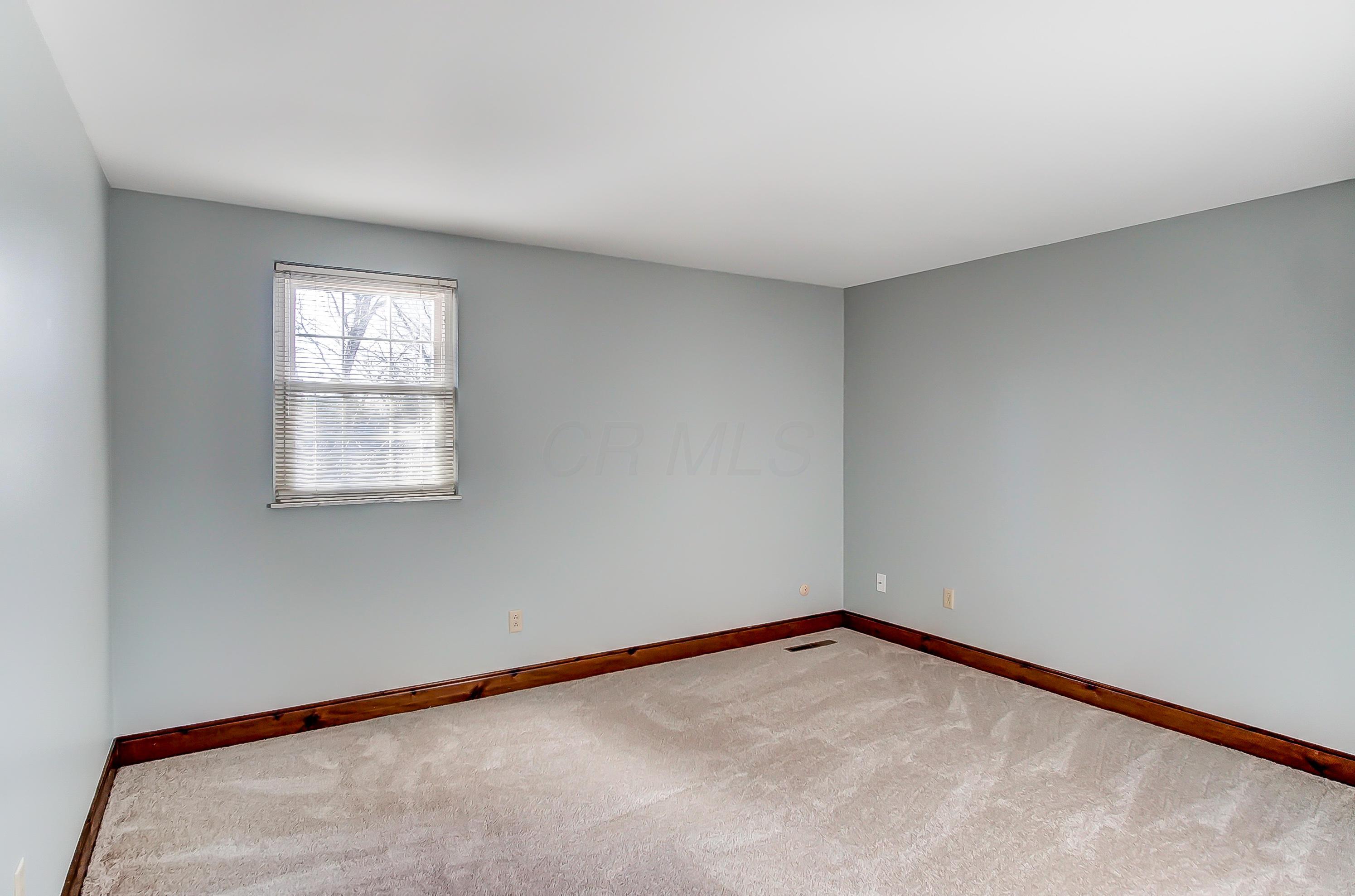 4230 Reed Road Columbus, OH 43220 - Photo 32 of 43