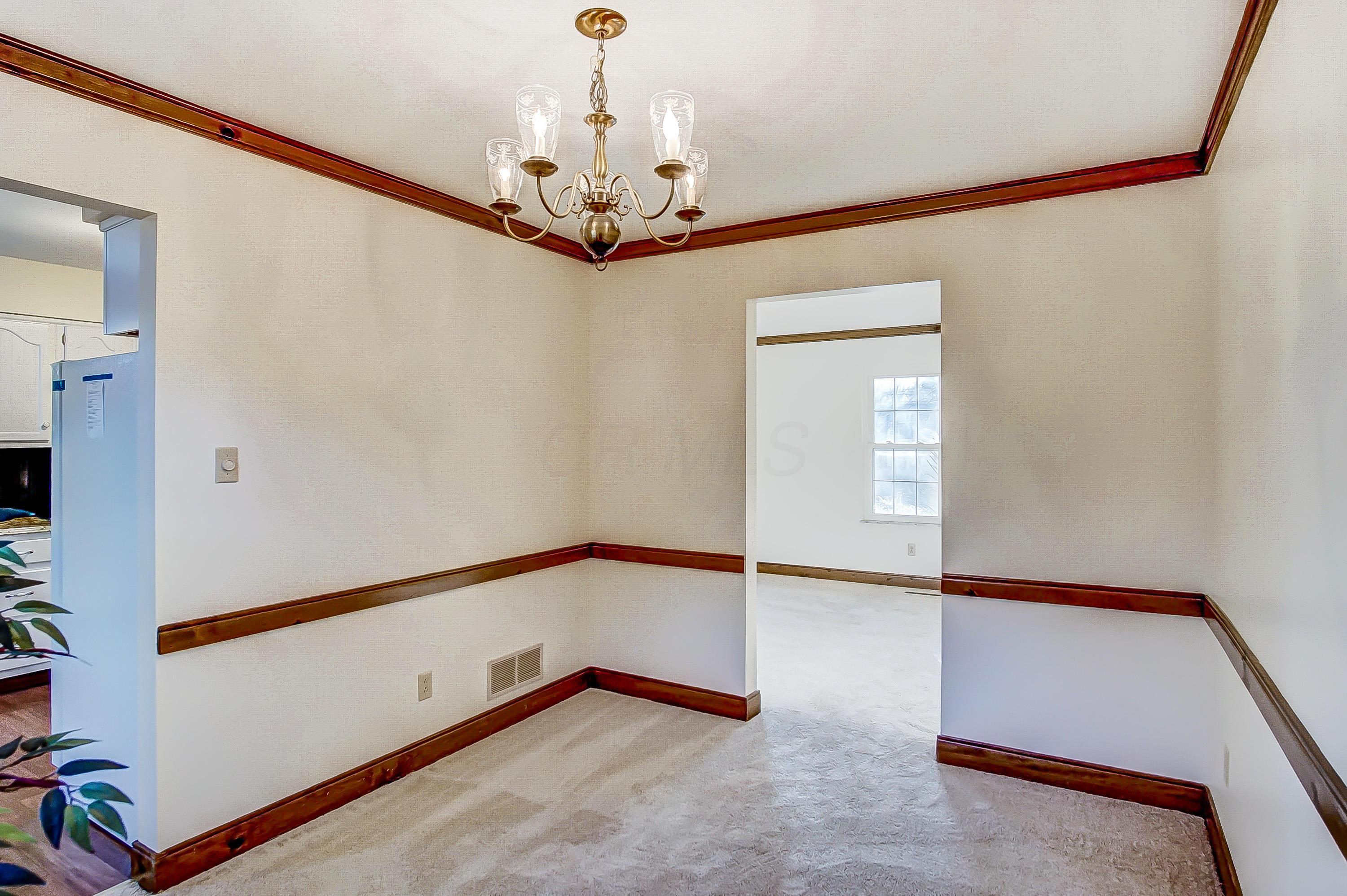 4230 Reed Road Columbus, OH 43220 - Photo 6 of 43