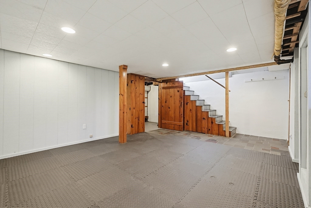 103 Field Road Longmeadow, MA 01106 - Photo 32 of 38 Gallery Image 32