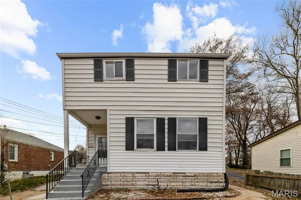 $300,000 | 725 Cornell Avenue, Webster Groves, MO 63119
