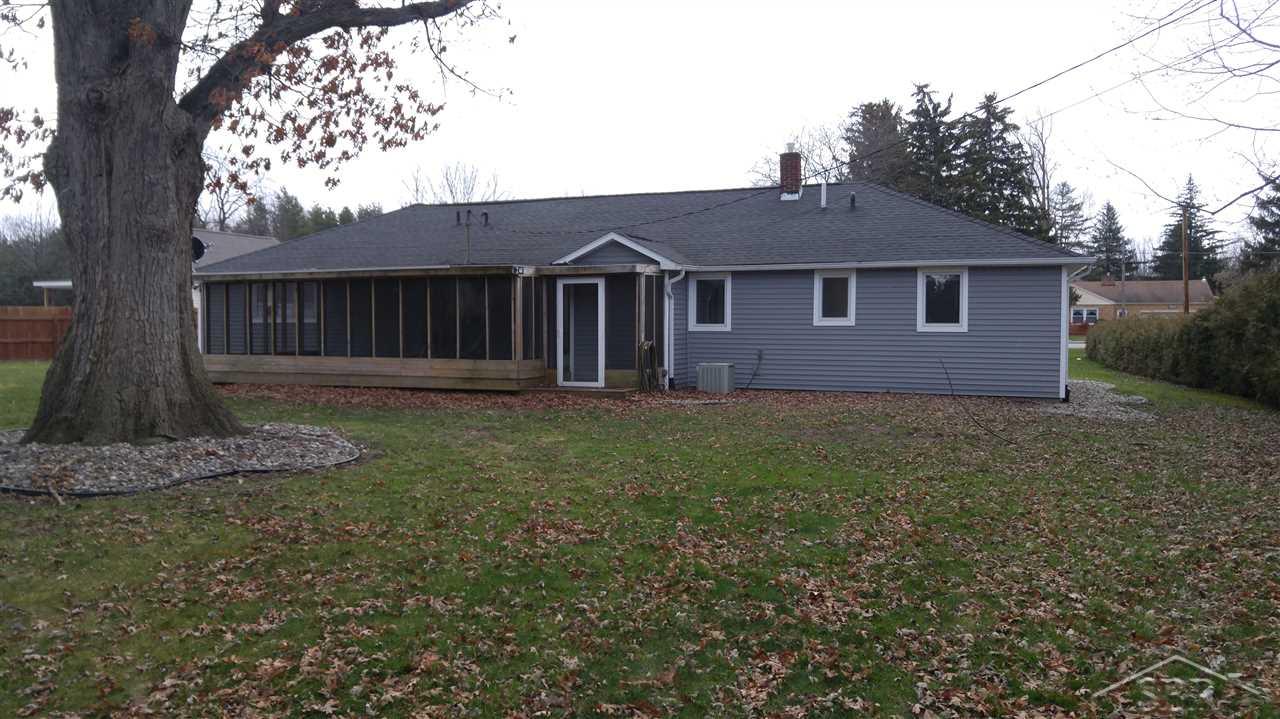22310 Gratiot Road Merrill, MI 48637 - Photo 26 of 34 31273954-25.JPG