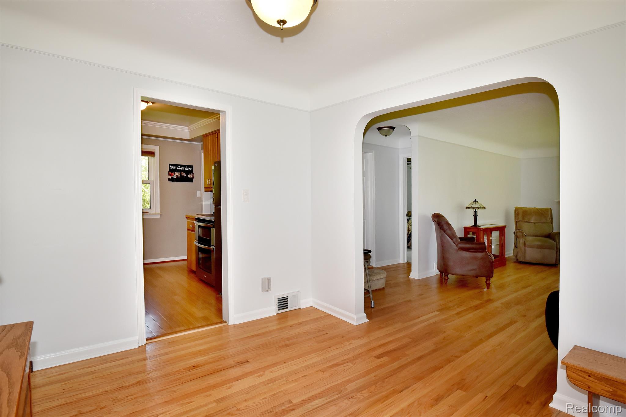 2123 Somerset Road Bloomfield Hills, MI 48302 - Photo 8 of 34 Gallery Image 8