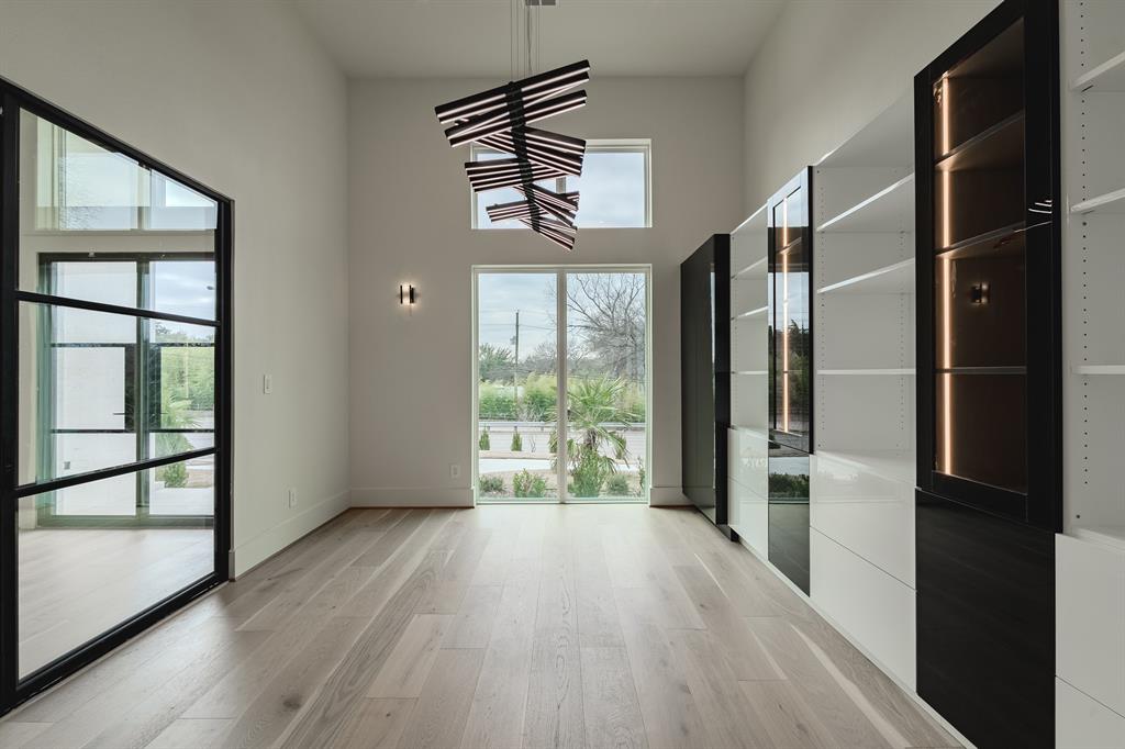 11314 Hillcrest Road Dallas, TX 75230 - Photo 22 of 36