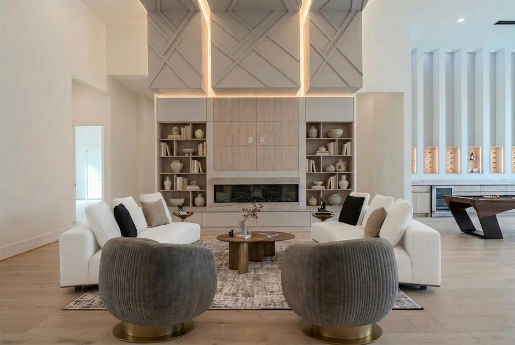 11314 Hillcrest Road Dallas, TX 75230 - Photo 8 of 36