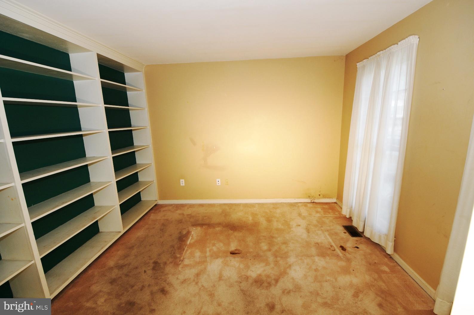 19 Little River Road Laurel, MD 20724 - Photo 2 of 24 Gallery Image 2