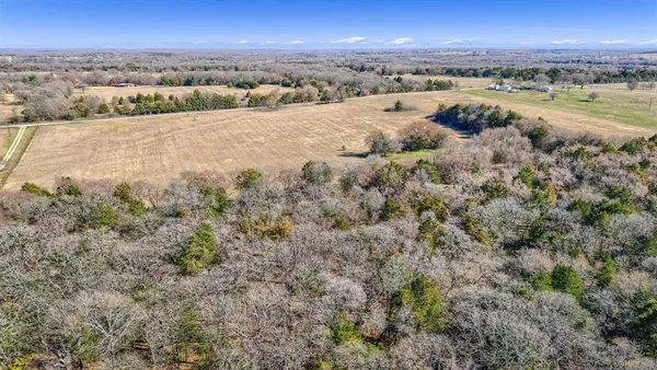 $625,000 | 163 Twin Oaks Lane, Whitesboro, TX 76273