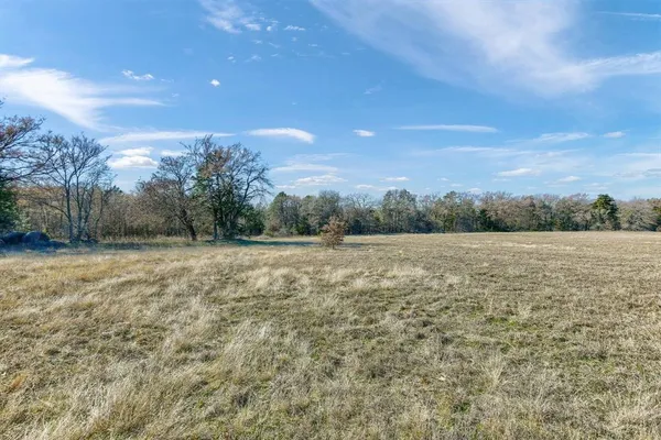 $625,000 | 163 Twin Oaks Lane, Whitesboro, TX 76273