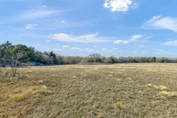 $625,000 | 163 Twin Oaks Lane, Whitesboro, TX 76273