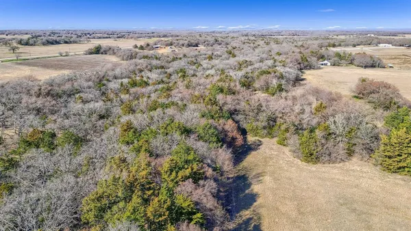 $625,000 | 163 Twin Oaks Lane, Whitesboro, TX 76273