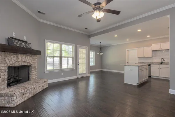 $369,900 | 1783 Wooten Drive, Nesbit, MS 38651