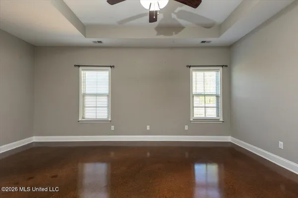 $369,900 | 1783 Wooten Drive, Nesbit, MS 38651