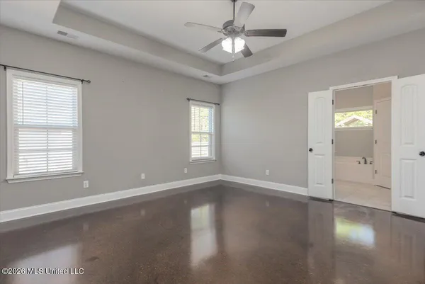 $369,900 | 1783 Wooten Drive, Nesbit, MS 38651
