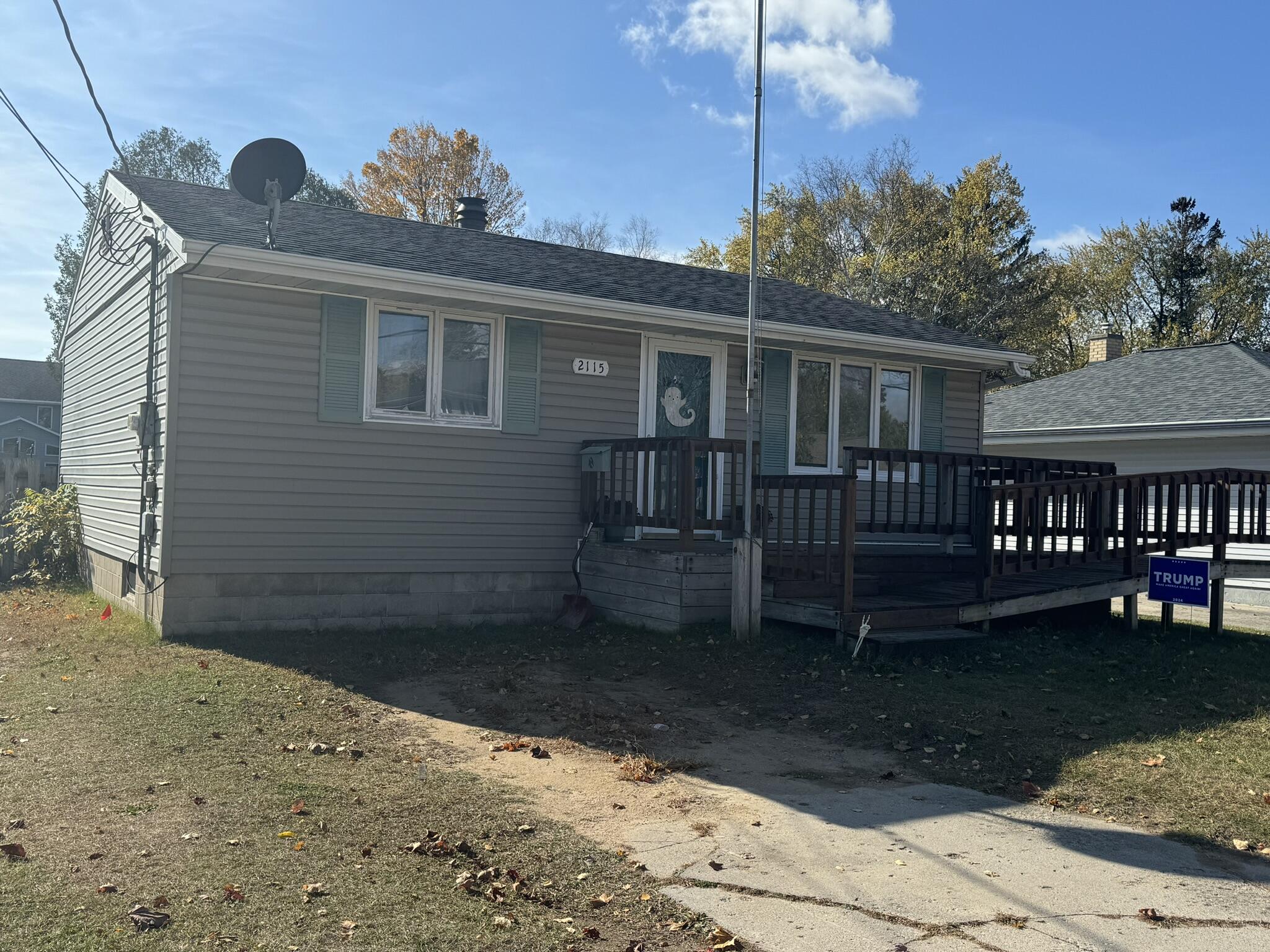 2115 34th Street Two Rivers, WI 54241 - Photo 1 of 1 IMG_4605