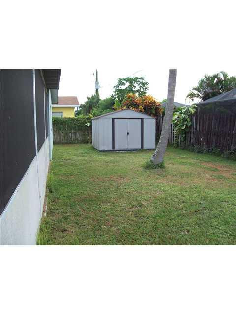 9064 Southwest 1st Street Boca Raton, FL 33428 - Photo 4 of 22 Exterior Back