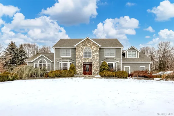 $999,999 | 2 Garnett Hill, Chester, NY 10918