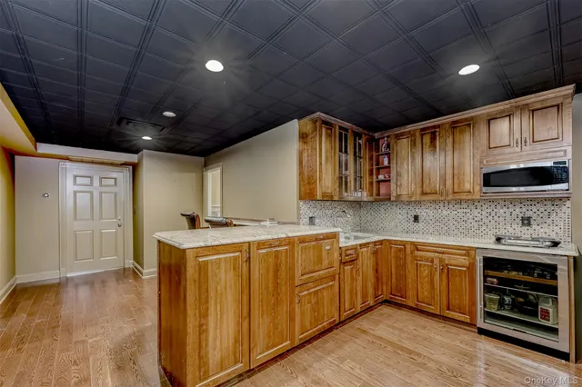 $999,999 | 2 Garnett Hill, Chester, NY 10918