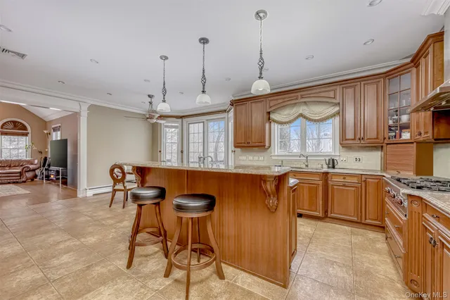 $999,999 | 2 Garnett Hill, Chester, NY 10918