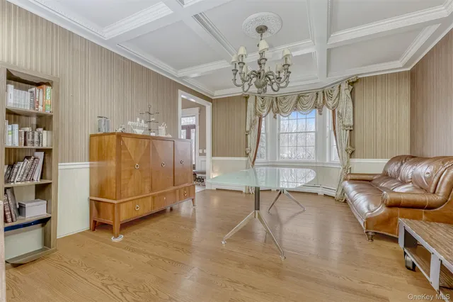 $999,999 | 2 Garnett Hill, Chester, NY 10918